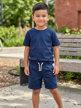 NIP / NWT H&M Kids Navy Blue Cotton Shorts Set (Size 6 / 5-6Y) 2 pk
